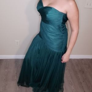 David's Bridal dark green strapless gown sz 10